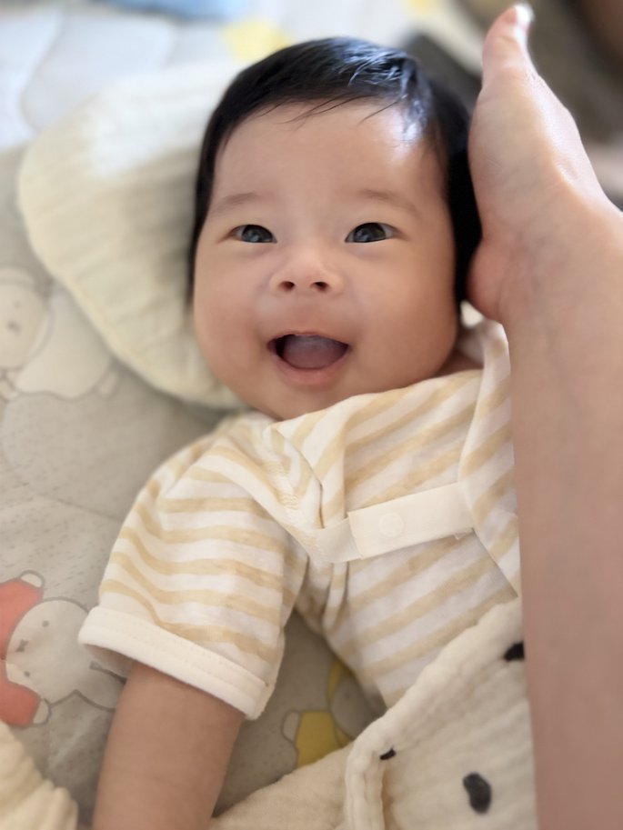 赤ちゃんの笑顔